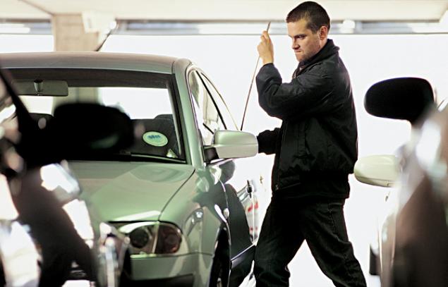 car-thief-jpg
